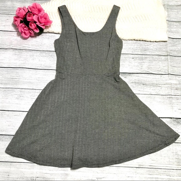 La Dolce Vita Style Dresses & Skirts - La Dolce Vita Herringbone Sleeveless Dress NWT